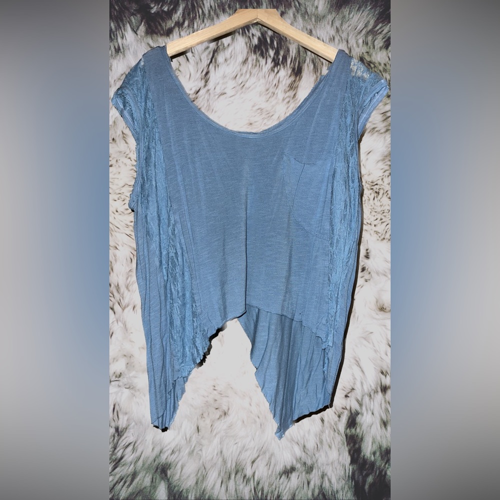 Butterfly Open Back Crop Top with Front Pocket & Lace details